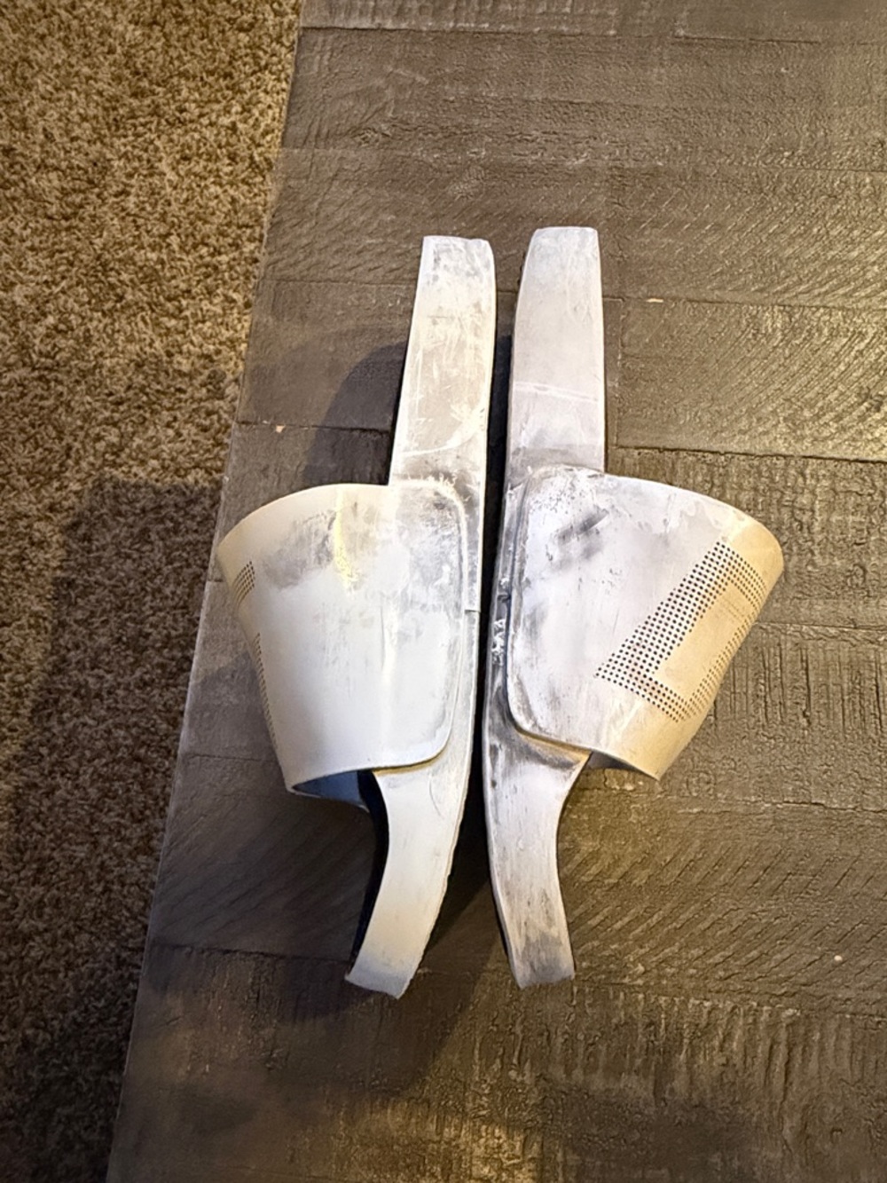 Golden Goose slides 41 - Picture 5 of 13